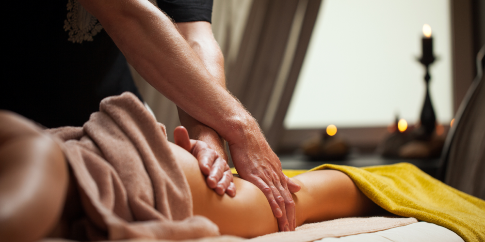 anti-cellulite-massage-in-a-luxury-spa 1.png